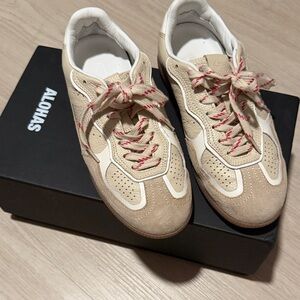 Alohas Tb.490 Rife Grain Cream Leather Sneakers
